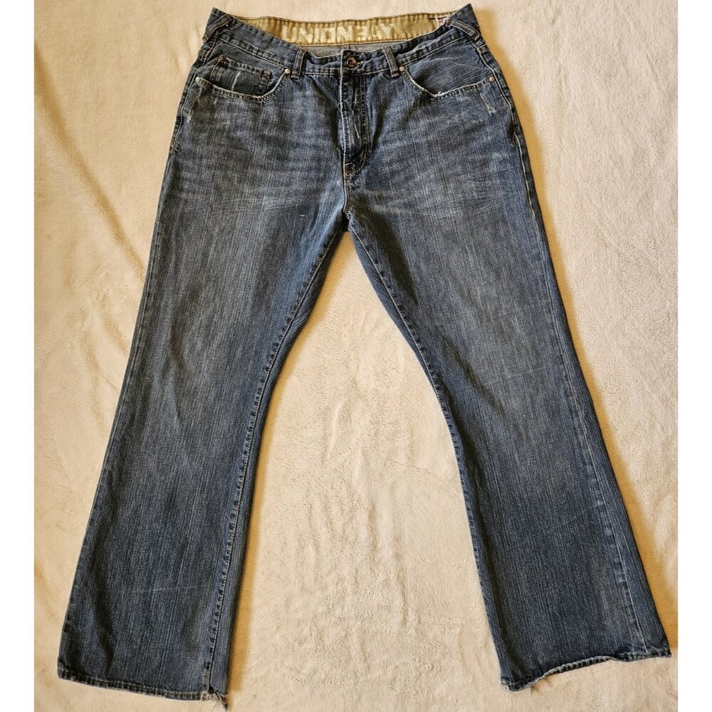 VTG UnionBay Jeans Mens Sz 38x32 ~Light Wash~ Wide Leg ~ High Rise~ Hong Kong